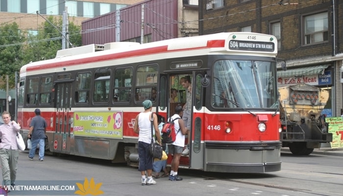 xe bus toronto